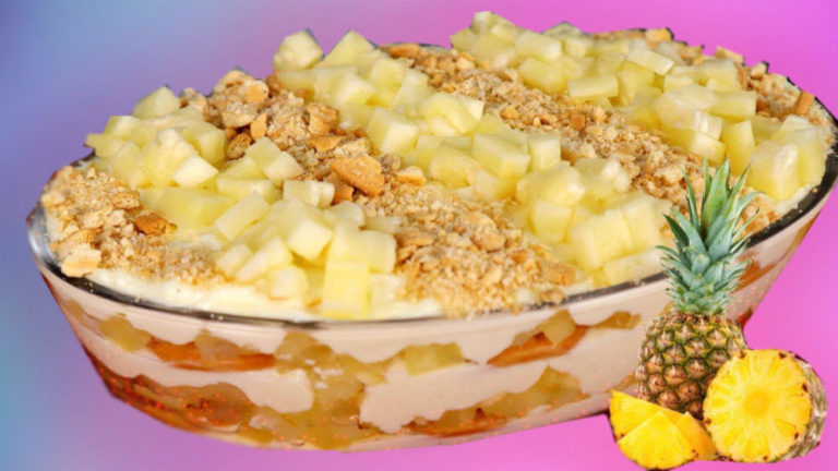 Super geladão de abacaxi