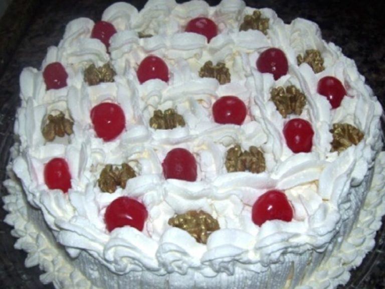 Torta Bruna: o doce perfeito para finalizar o seu almoço de domingo!