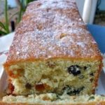 bolo de rum com frutas