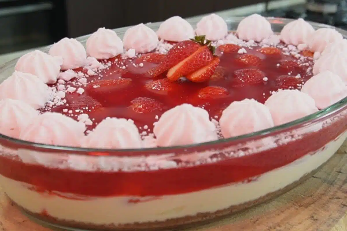 sobremesa de morango deliciosa
