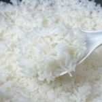 É um grande erro adicionar apenas água para cozinhar